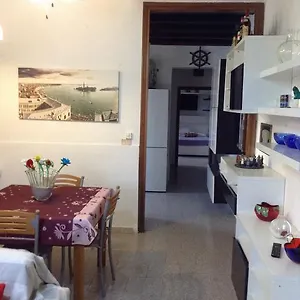 https://laguna-house.hotelinveneto.com